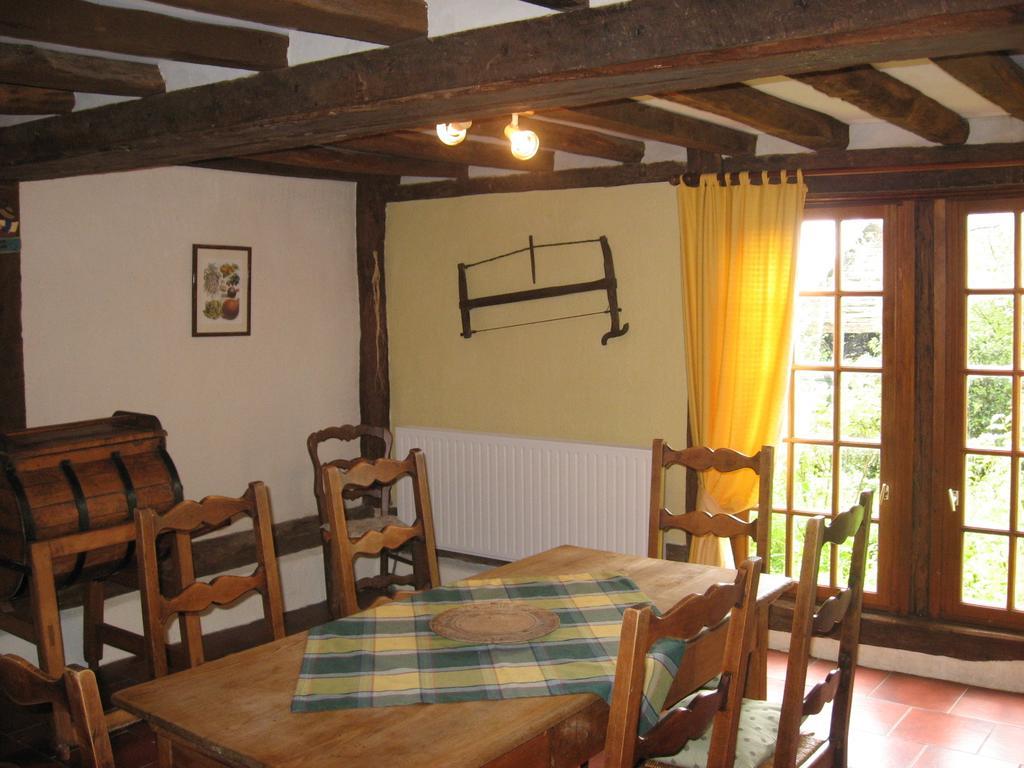 La Boursaie Bed & Breakfast Livarot-Pays-d'Auge Exterior photo
